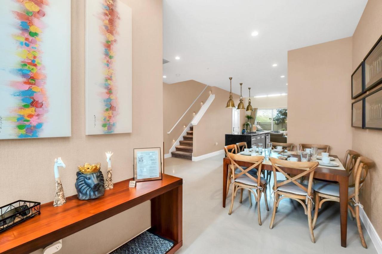 Luxury Villa Less Than A Mile From Disneyworld -Bonus Elevator- Orlando Extérieur photo