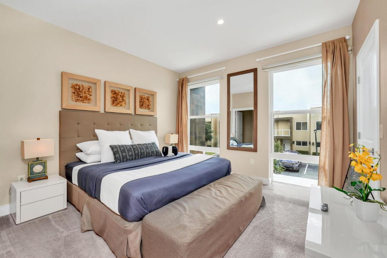 Luxury Villa Less Than A Mile From Disneyworld -Bonus Elevator- Orlando Extérieur photo